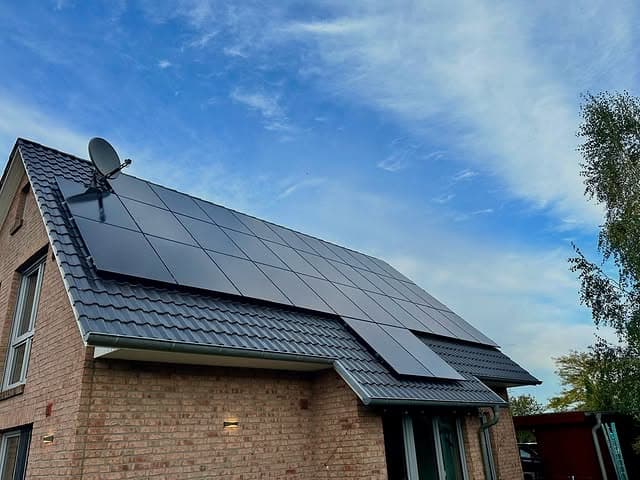 Installierte Solaranlage — Baltic Smart Home