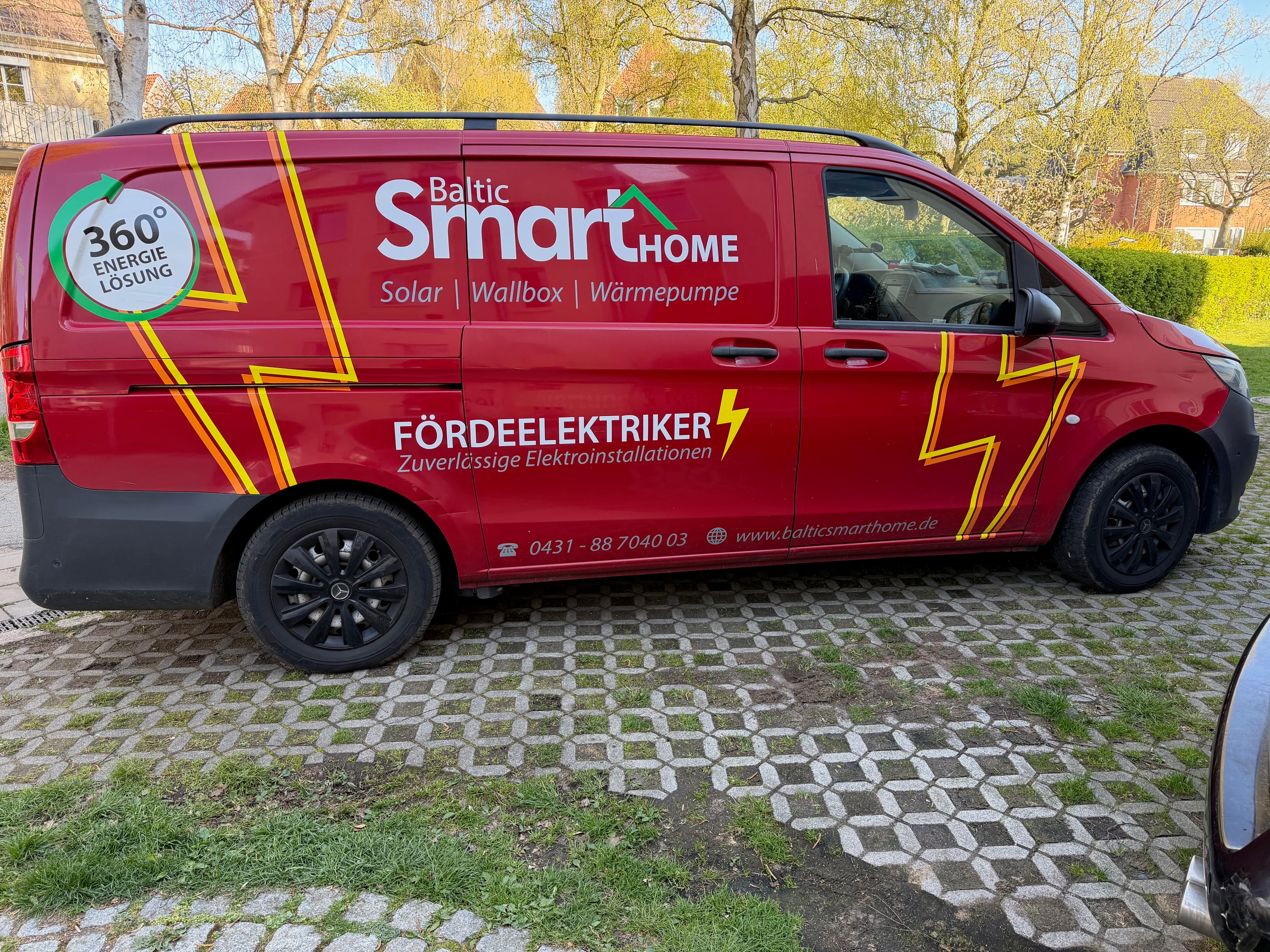 Baltic Smart Home Servicefahrzeug — unterwegs in Schleswig-Holstein